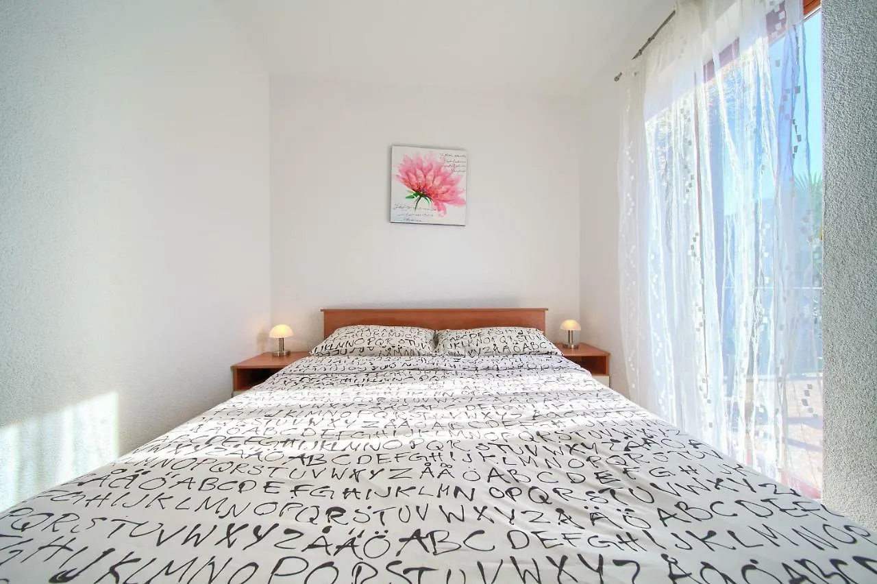 Apartments Ivan Porat Малинска Хорватия